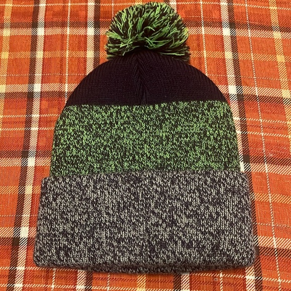 EUC 47 Brand Seattle Seahawks Beanie - blue & green - Picture 4 of 7